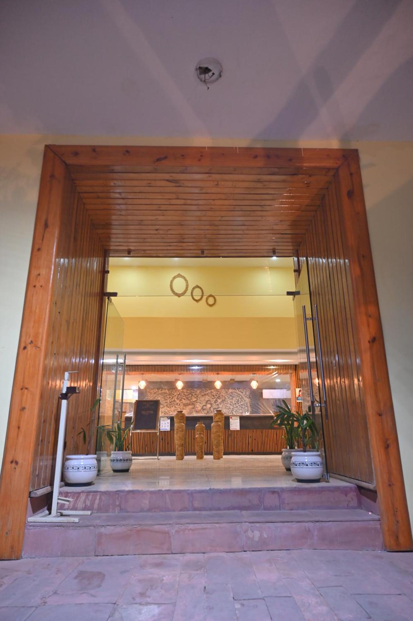 Orchha Club And Resort - Ocr エクステリア 写真