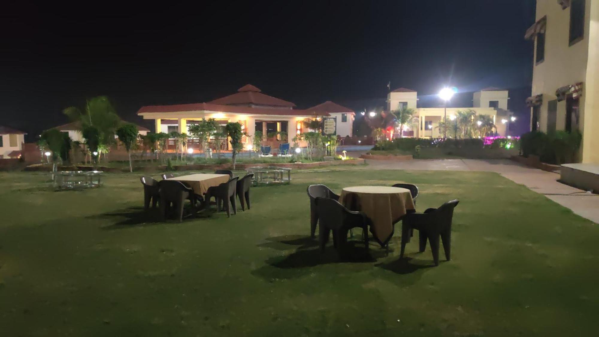 Orchha Club And Resort - Ocr エクステリア 写真